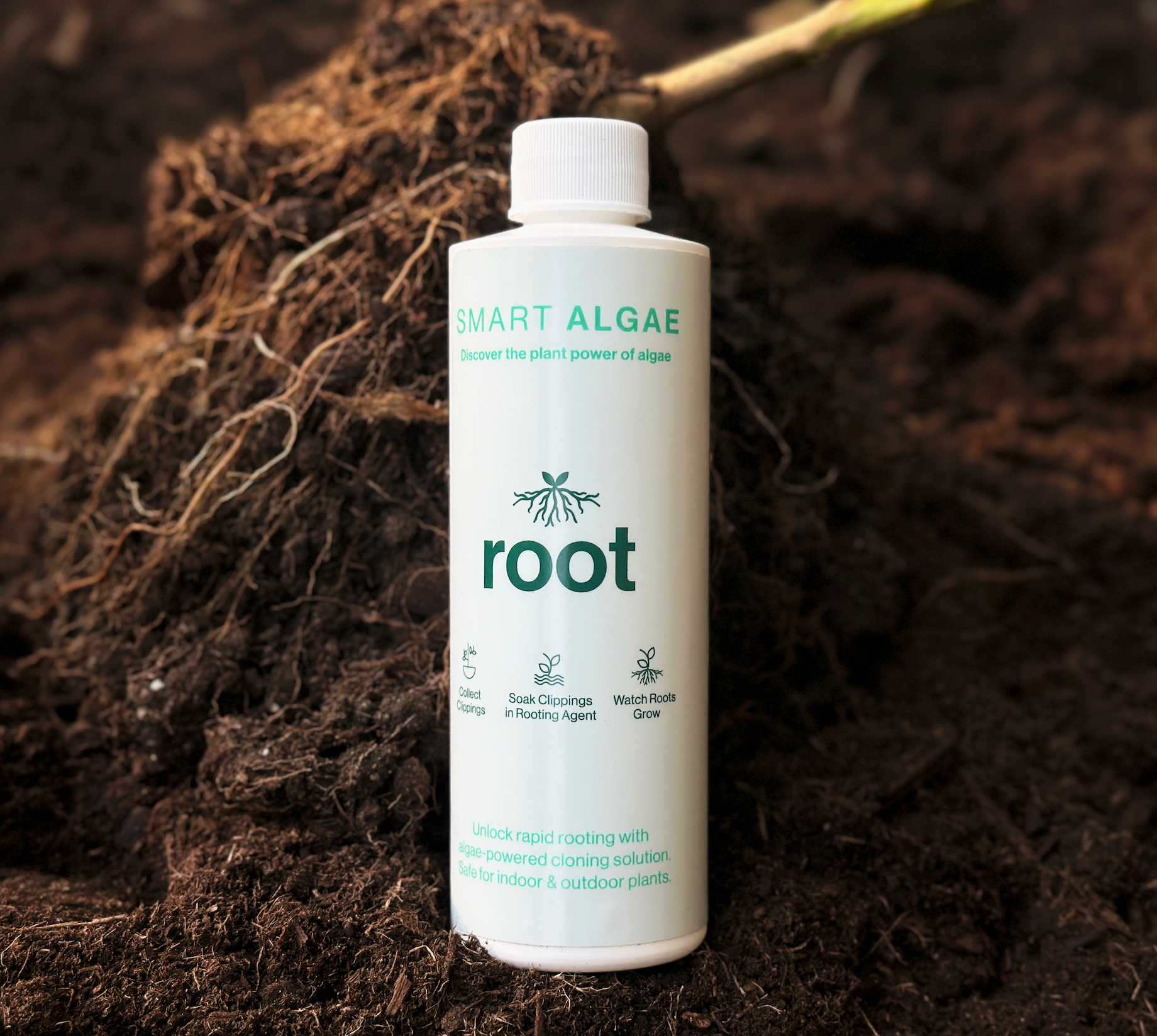 Bottle of SmartAlgae Root - Organic Root Stimulator for Plants